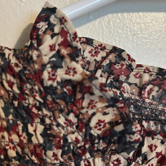 Ellison S - Picture 4 of 5